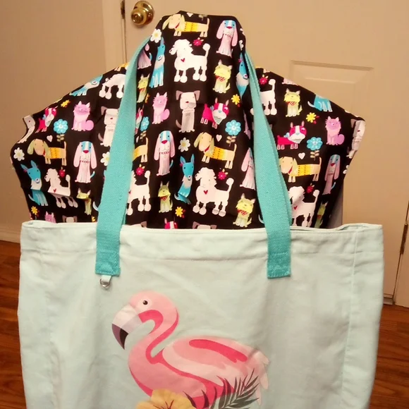 Flamingo Tote Bag with Flamingo Flip Flops - Picture 2 of 9